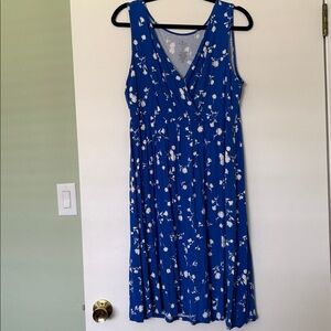 St. John's Bay Blue and White Floral Dress